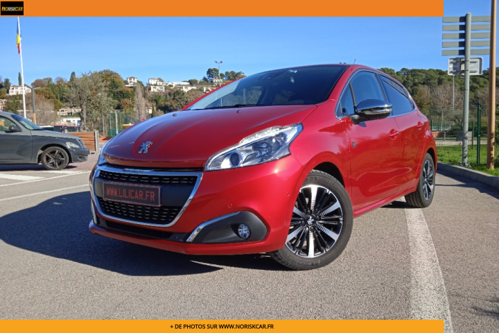 PEUGEOT 208