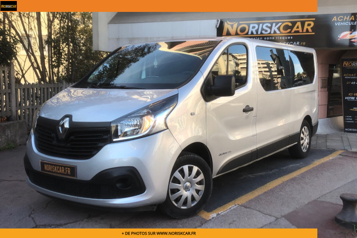RENAULT TRAFIC COMBI