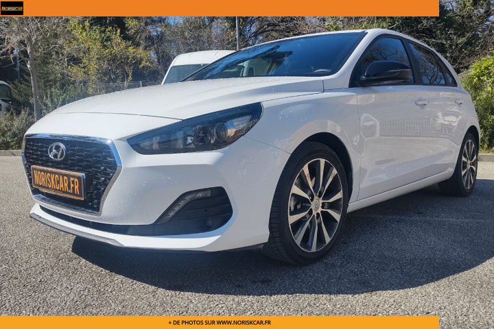 HYUNDAI i30 FASTBACK