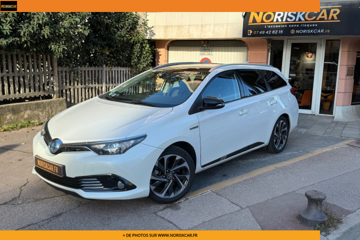 TOYOTA AURIS TOURING SPORTS